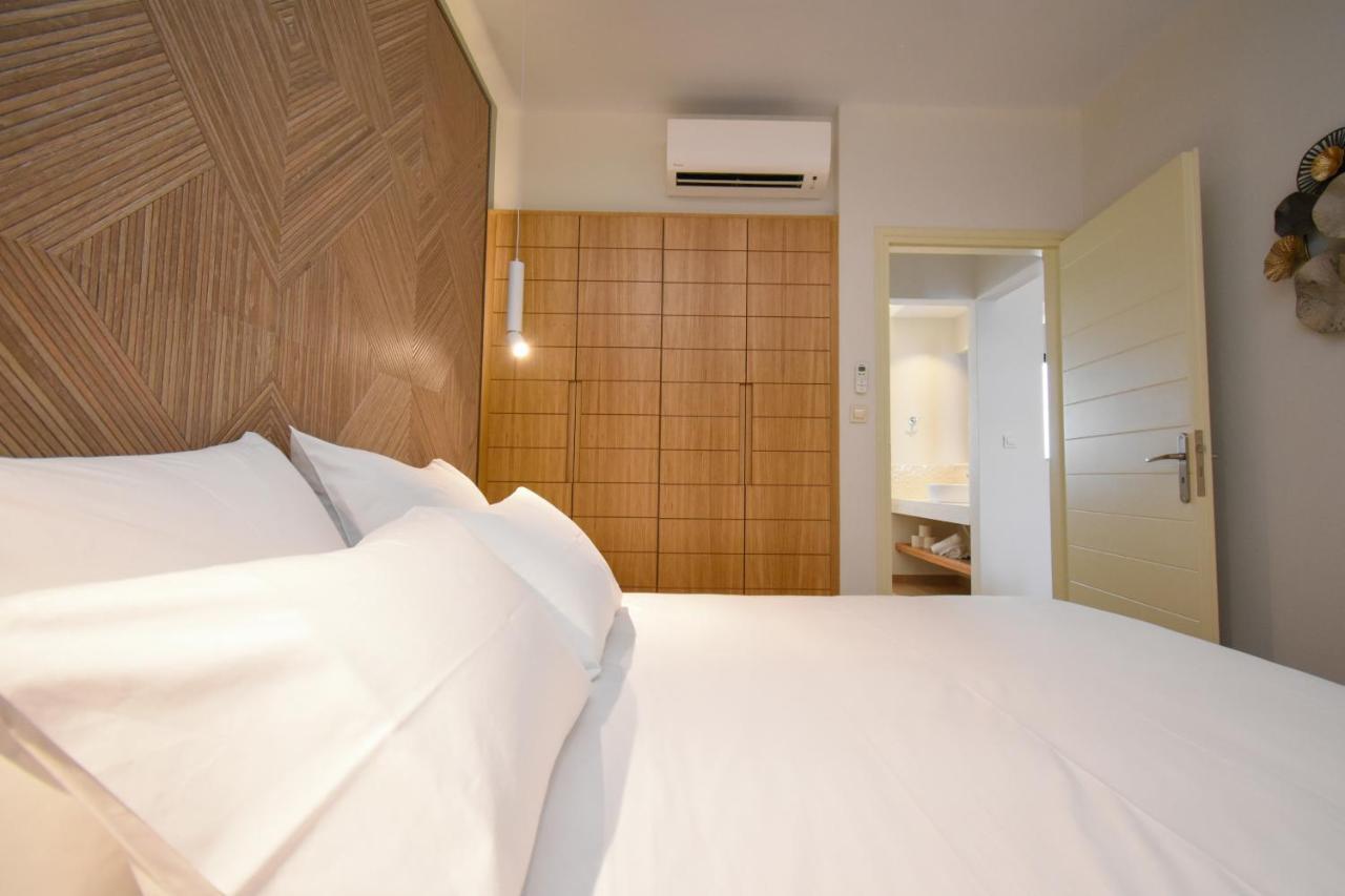 Elena Village Hotel & Suites Myrties Екстериор снимка
