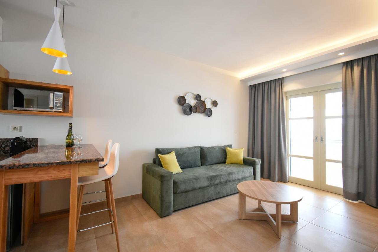 Elena Village Hotel & Suites Myrties Екстериор снимка