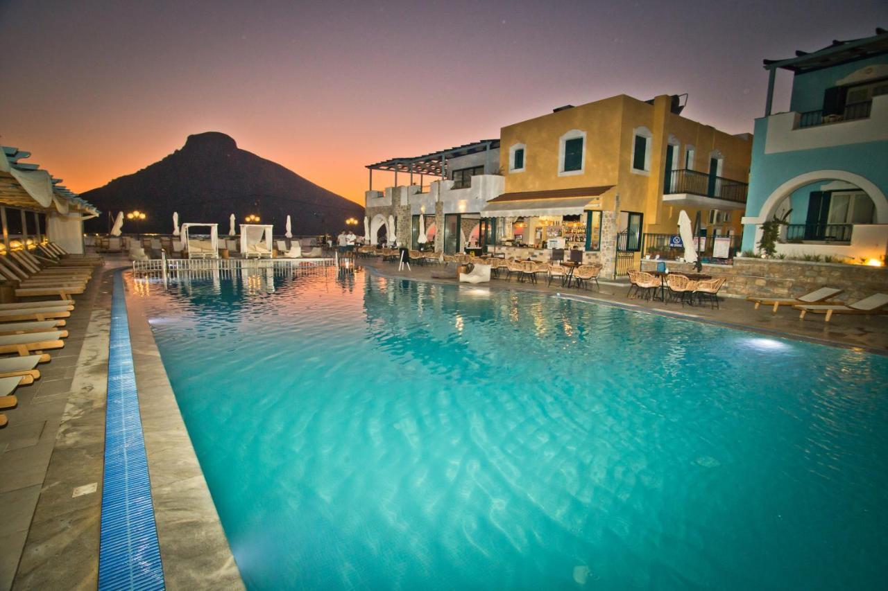 Elena Village Hotel & Suites Myrties Екстериор снимка